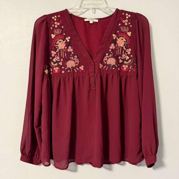 ANDREE BY UNIT Tops - Andree by UNIT Burgundy Embroidered V Neck Babydoll Top Blouse Women's Size L